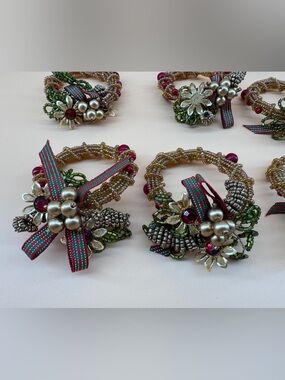 Set of 12 -  Pier 1 Imports Beaded Christmas Napkin Ring Holiday Gold Red Green